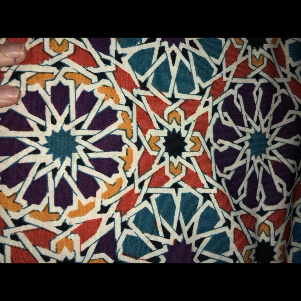 Lularoe Randy - Picture 3 of 4
